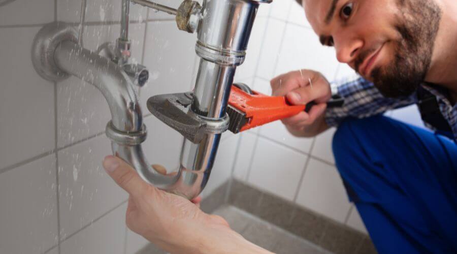 Professional expert plumbing services in Lucas, IA